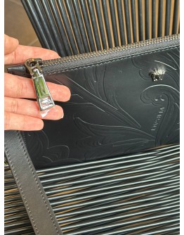 VERSACE BAROCCO EMBOSSED CLUTCH IN BLACK LEATHER 