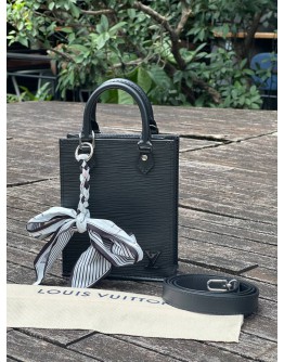 LOUIS VUITTON PETIT SAC PLAT