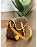 LOUIS VUITTON DIANE IN MONOGRAM CANVAS & LEATHER WITH FUCHSIA REMOVABLE STRAP