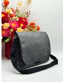 LOUIS VUITTON DANIEL MM MESSENGER BAG IN BLACK DAMIER GRAPHITE CANVAS