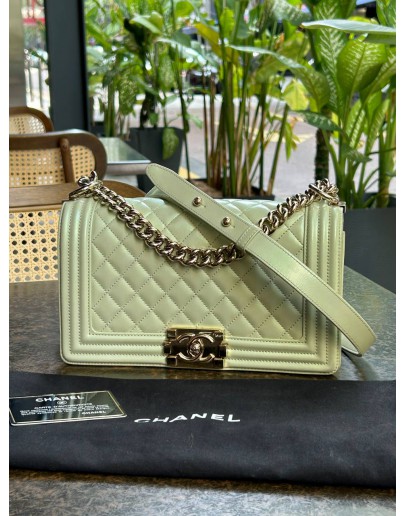 CHANEL MEDIUM BOY IN SOFT YELLOW PATENT LEATHER