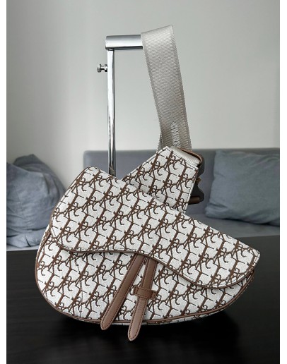 CHRISTIAN DIOR X CACTUS JACK OBLIQUE JACQUARD SADDLE BAG IN COFFEE COLOURWAY  