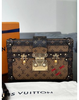 LOUIS VUITTON PETITE MALLE