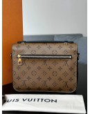 LOUIS VUITTON POCHETTE METIS REVERSE MONOGRAM CANVAS CROSSBODY BAG
