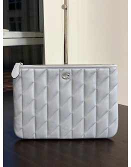 COACH POUCH 28 WITH PILLOW QUILTING IN LIGHT BLUE LEATHER