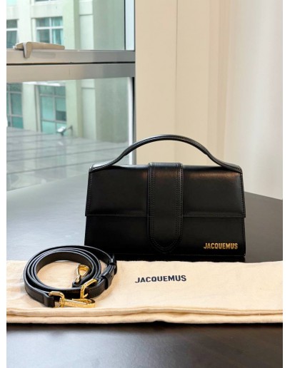 JACQUEMUS LE GRAND BAMBINO BAG IN BLACK SMOOTH CALF LEATHER WITH GOLD HARDWARES