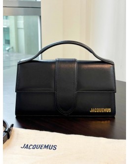 JACQUEMUS LE GRAND BAMBINO BAG IN BLACK SMOOTH CALF LEATHER WITH GOLD HARDWARES