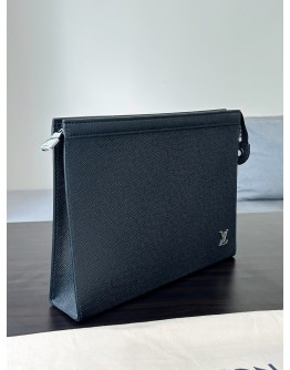 LOUIS VUITTON POCHETTE VOYAGE IN BLACK TAIGA LEATHER  
