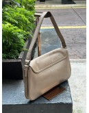 OROTON HANDLE SHOULDER HANDBAG IN LIGHT BROWN