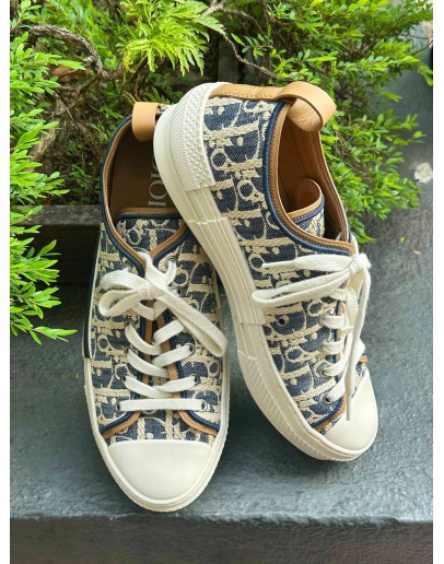 CHRISTIAN DIOR LEAGUE B23 LOW TOP SNEAKERS IN BLUE & BEIGE DIOR OBLIQUE JACQUARD PATTERN
