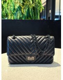 CHANEL REISSUE 2.55 BLACK CHEVRON QUILTED CALFSKIN LEATHER DOUBLE FLAP BAG 