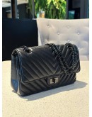 CHANEL REISSUE 2.55 BLACK CHEVRON QUILTED CALFSKIN LEATHER DOUBLE FLAP BAG 