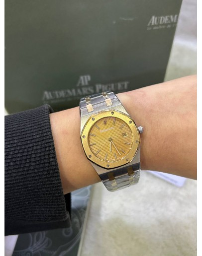 AP AUDEMARS PIGUET ROYAL OAK CHAMPIONSHIP REF 56175TT 18K 750 HALF YELLOW GOLD LIMITED TO 2000 PIECES WORLDWIDE 33MM QUARTZ WATCH