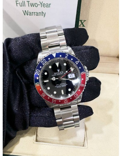 ROLEX OYSTER PERPETUAL DATE PEPSI GMT-MASTER II 40MM AUTOMATIC WATCH 