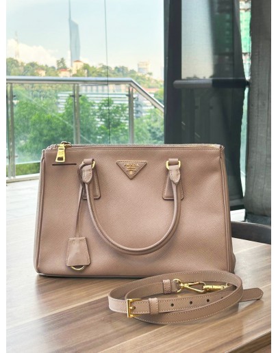 PRADA MEDIUM GALLERIA IN NUDE SAFFIANO LUX LEATHER