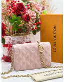 LOUIS VUITTON POCHETTE COUSSIN IN PINK 