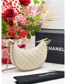 CHANEL SMALL LOOP HOBO BAG MICROCHIP 