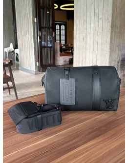 LOUIS VUITTON CITY KEEPALL CROSSBODY BAG IN BLACK PEBBLED LEATHER