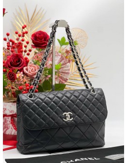 CHANEL BLACK QUILTED CALFSKIN LEATHER I THE BUSINESS FLAP SHW