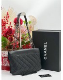 GUCCI WEB CLUTCH IN BLACK GG SUPREME CANVAS 