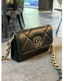CHANEL 19 FLAP MINI WOC