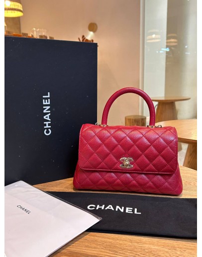 CHANEL SMALL COCO HANDLE QUILTED CAVIAR LEATHER IN RED & GOLD HARDWARE