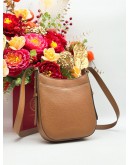 KATE SPADE LEILA NORTH SOUTH CROSSBODY BAG IN BROWN PEBBLED LEATHER