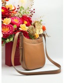 KATE SPADE LEILA NORTH SOUTH CROSSBODY BAG IN BROWN PEBBLED LEATHER