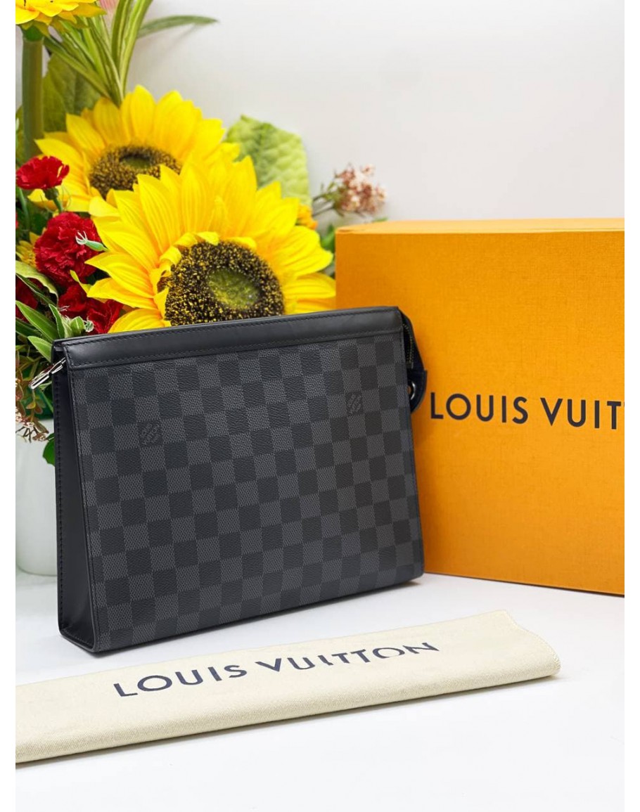 Louis Vuitton Damier Graphite Pochette Voyage, Black